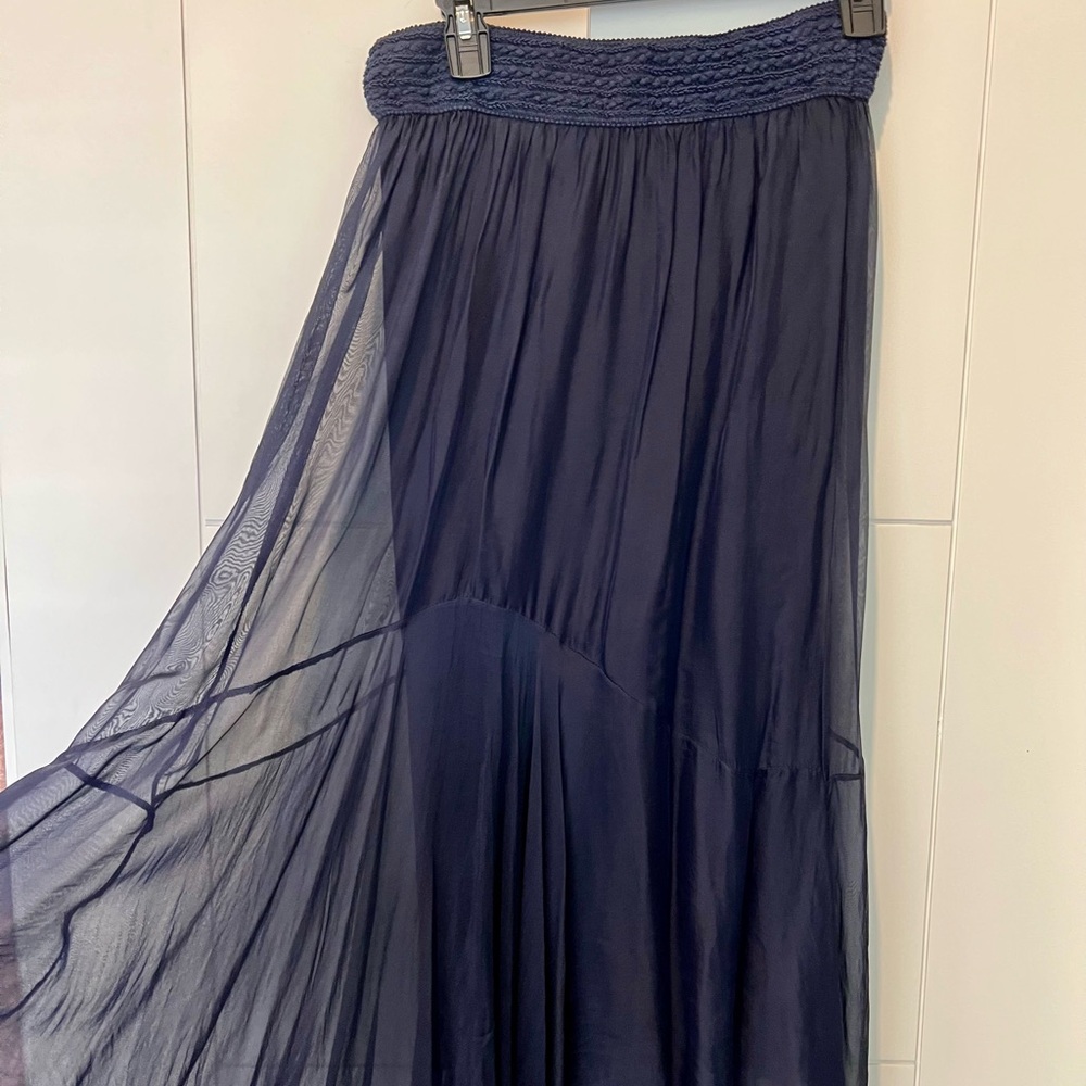 Lola Asymmetrical Navy skirt, NWT size Large